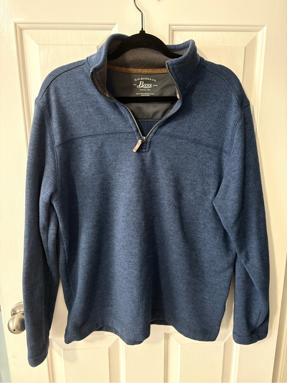 G.H. Bass & Co.  Men's quart-Zip Sweater in Heather Navy Large